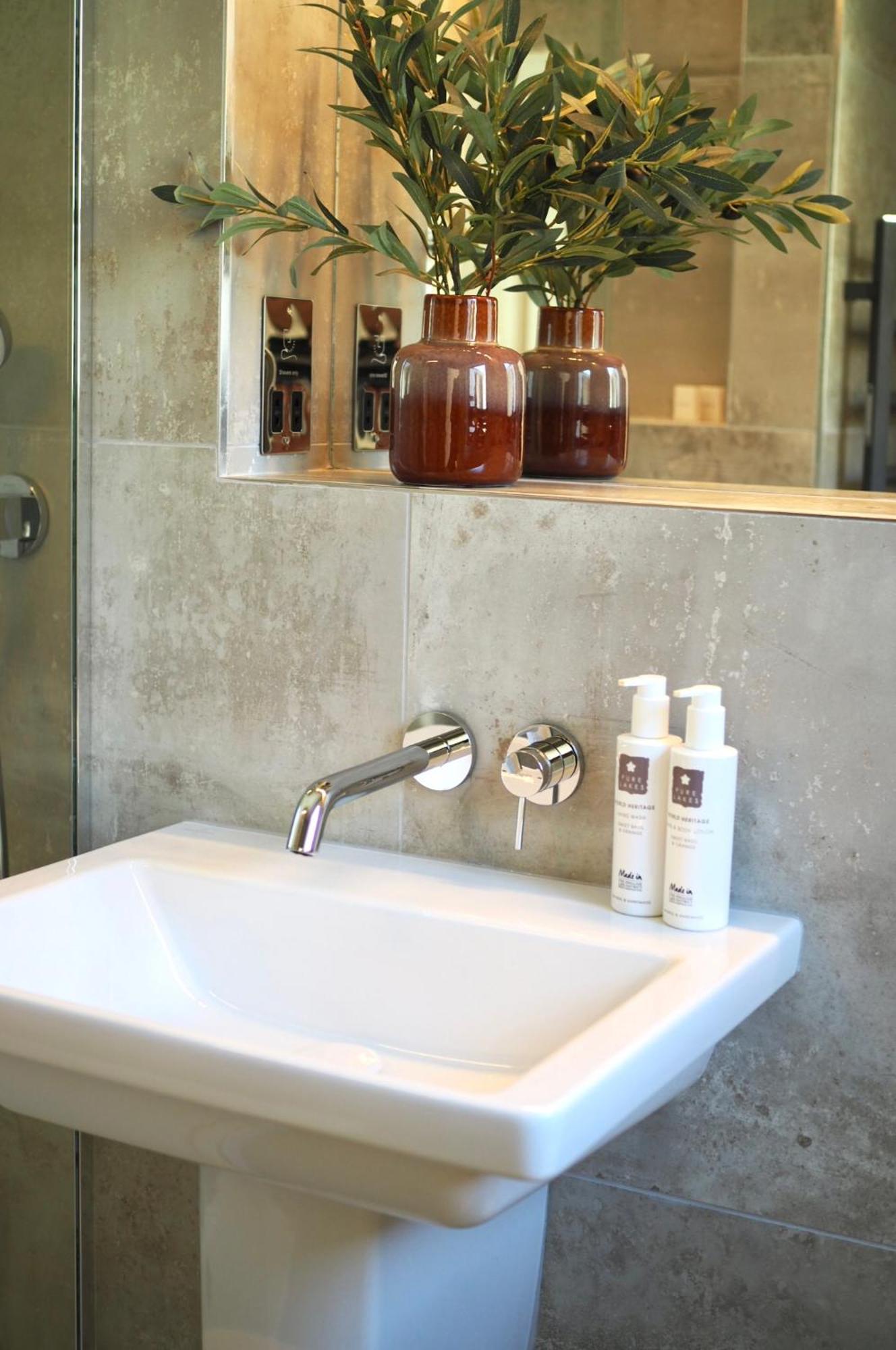 Wilding Hotel Brough  Экстерьер фото